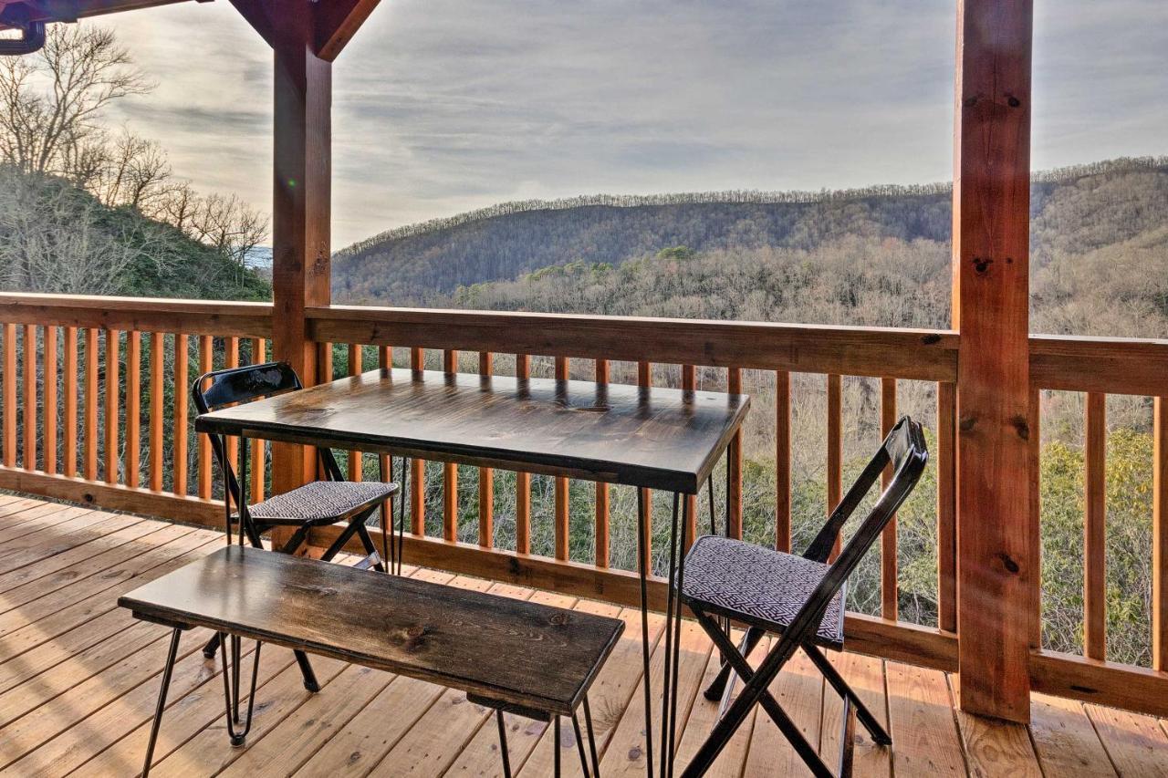 Hilltop Cabin On 5 Acres With Hot Tub And Waterfall! Bryson City Zewnętrze zdjęcie