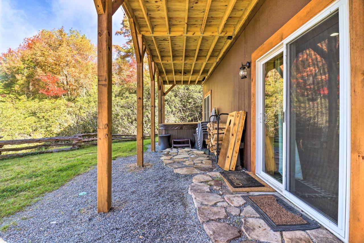 Hilltop Cabin On 5 Acres With Hot Tub And Waterfall! Bryson City Zewnętrze zdjęcie